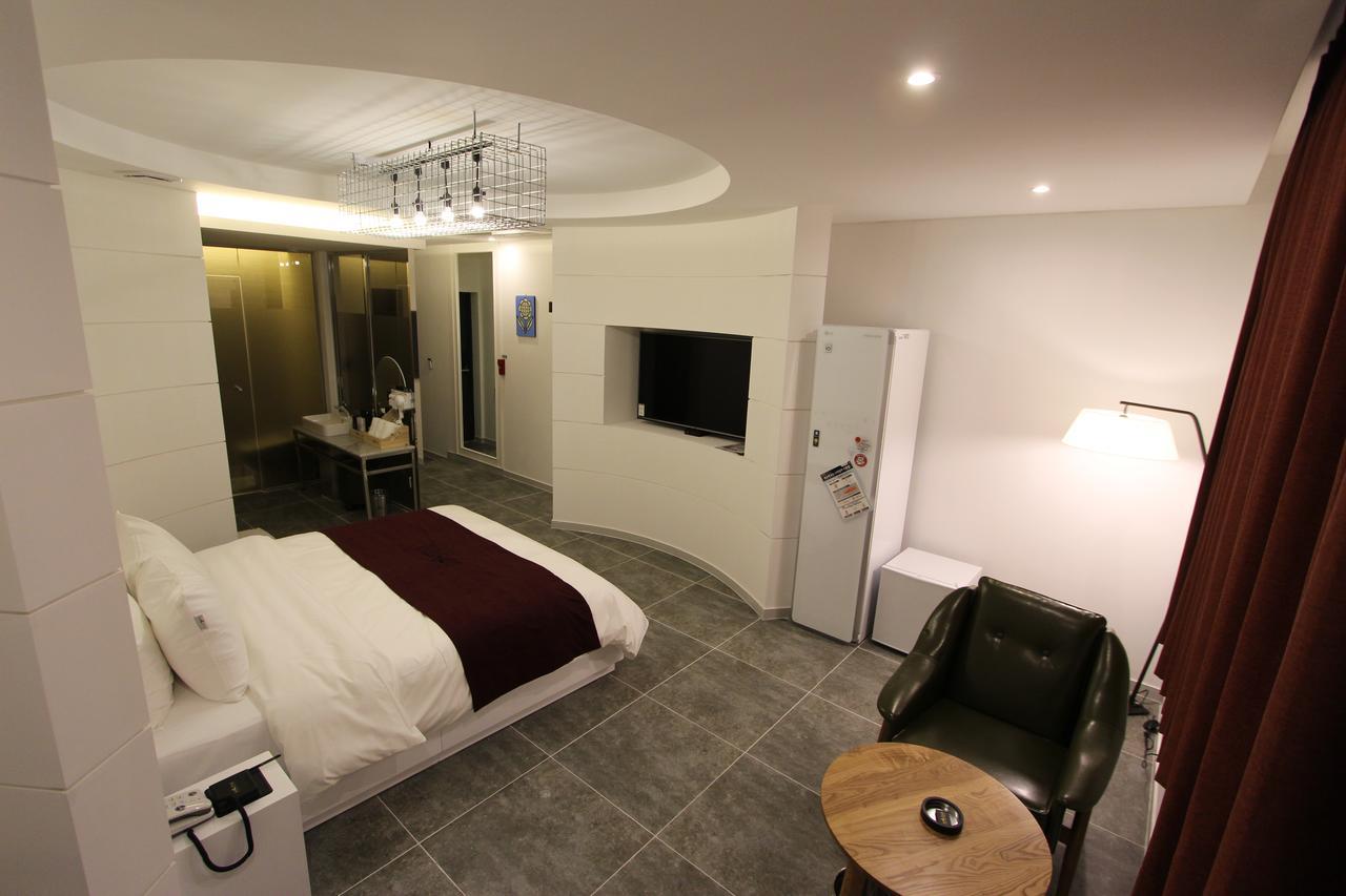 Instar Tourist Hotel Daegu Exteriör bild