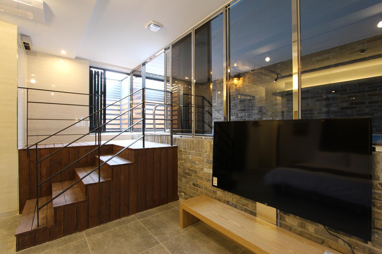 Instar Tourist Hotel Daegu Exteriör bild