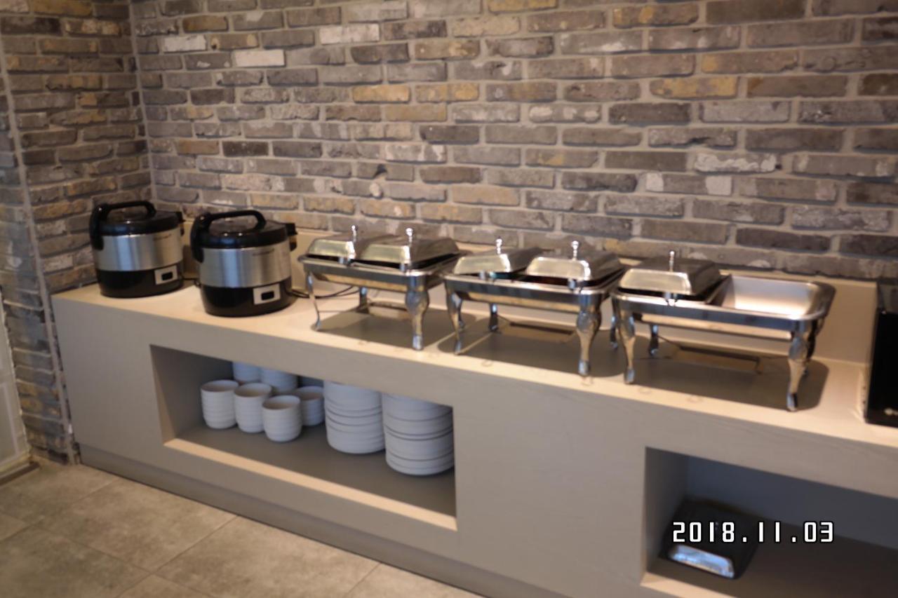 Instar Tourist Hotel Daegu Exteriör bild