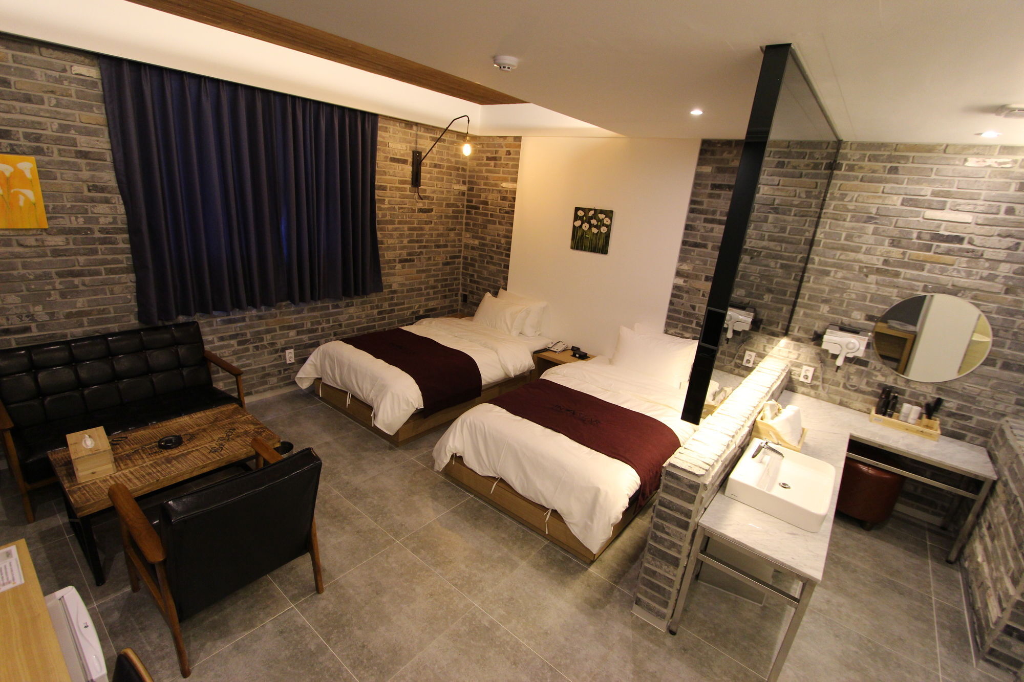 Instar Tourist Hotel Daegu Exteriör bild