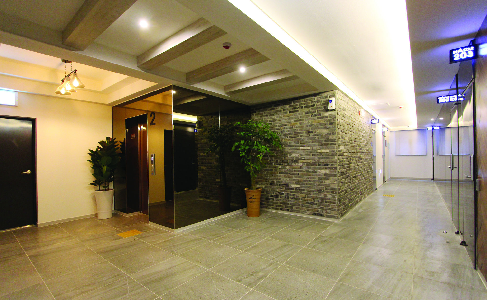 Instar Tourist Hotel Daegu Exteriör bild