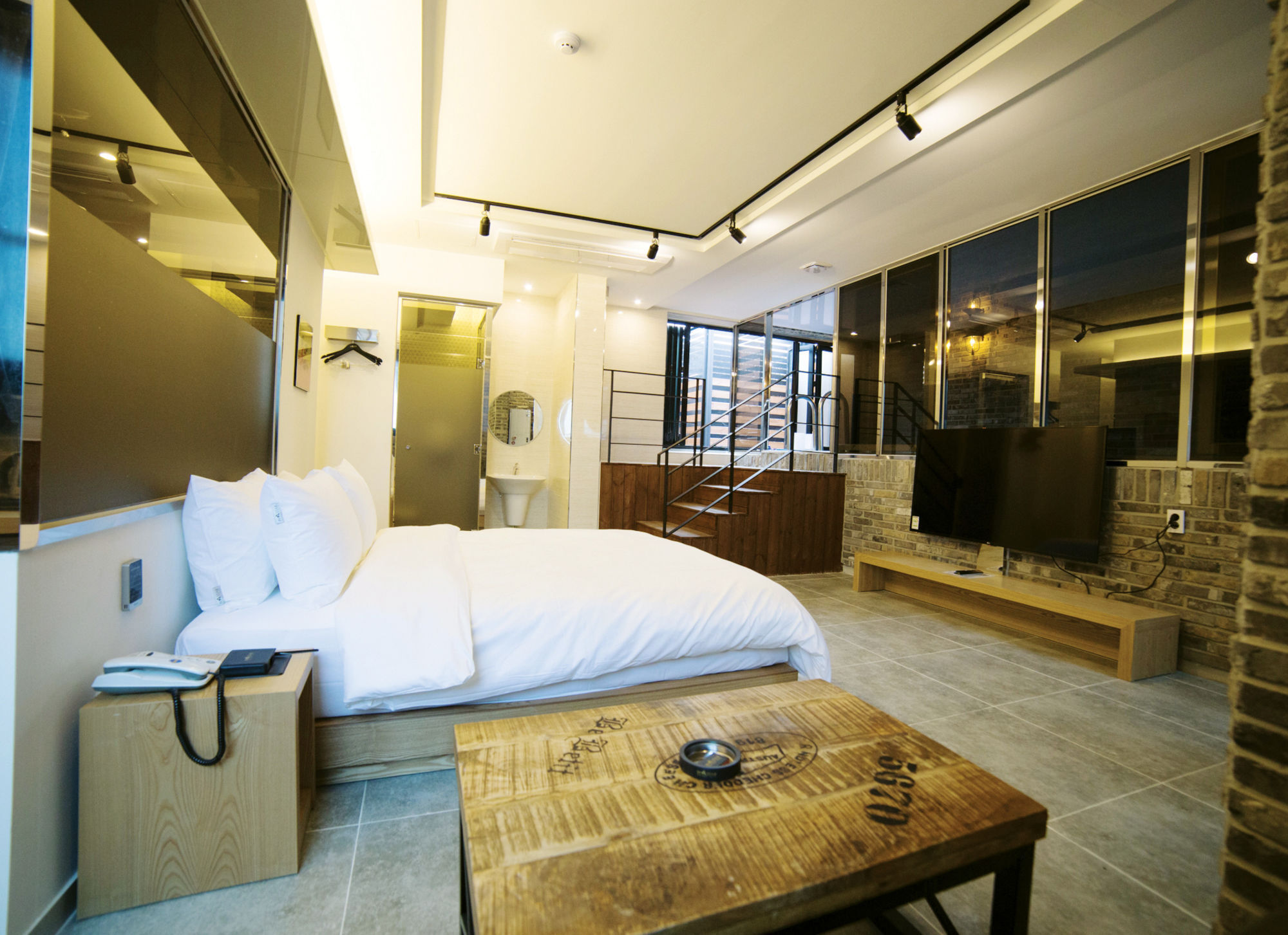 Instar Tourist Hotel Daegu Exteriör bild